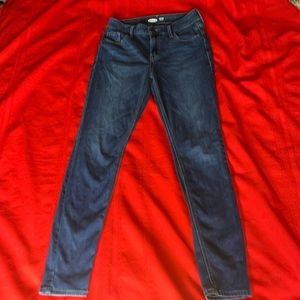 Size 4 Old Navy Rockstar Jeans